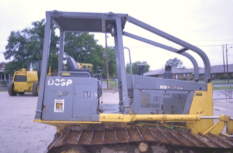 Komatsu D39P-1 Crawler Dozer