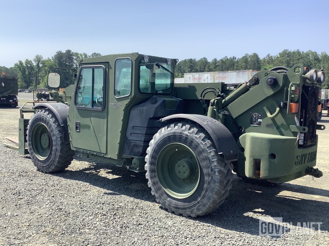 Surplus 2017 Oshkosh MMV3 Rough Terrain Forklift in Butner, North ...