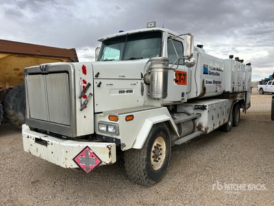 2013 Western Star 4900 6x4 Lube Truck