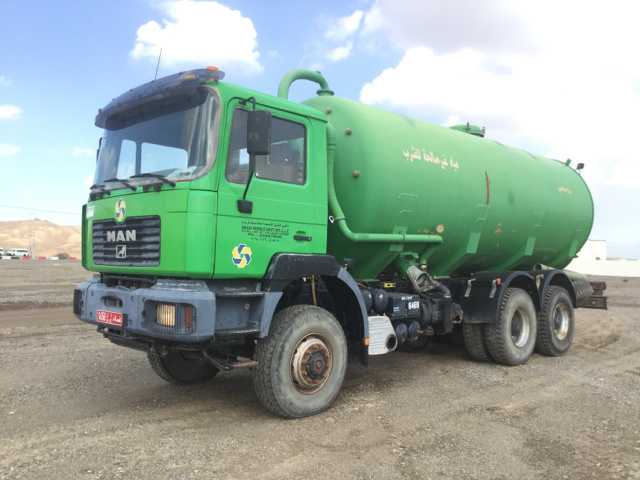 2000 (unverified) MAN 33.364 V25 6x4 Water Truck 2000 (unverified) MAN 33.364 V25 6x4 Water Truck