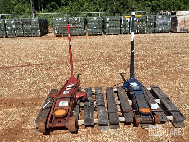Surplus (2) Service Jacks in Albany, Georgia, United States (GovPlanet ...