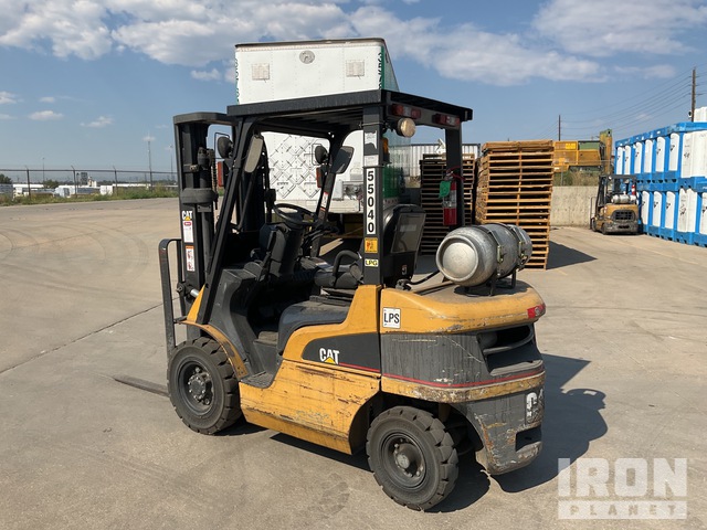 2004 Cat P5000 3950 lb Pneumatic Tire Forklift in Denver, Colorado ...