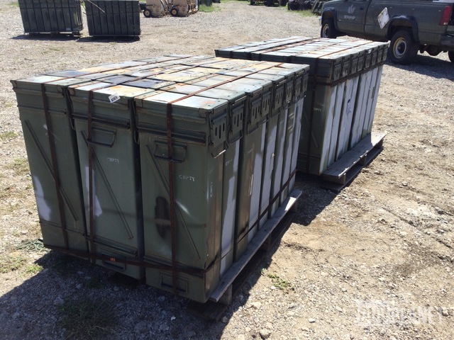 Legend Productions 1/35 M548 40mm Grenade Ammo Box Set – 10 Cans & 4 Belts (LF3D051)