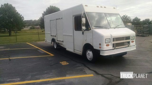2000 Freightliner MT45 Step Van in Springdale, Arkansas, United