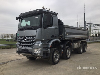 2015 Mercedes-Benz Arocs 4151 8x8 Twin-Steer COE Tri/A Dump Truck