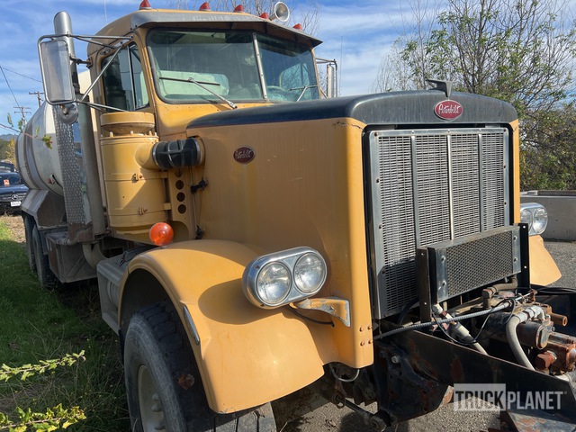 1984 Peterbilt 349 6x4 Water Truck in St. Helena, California, United ...