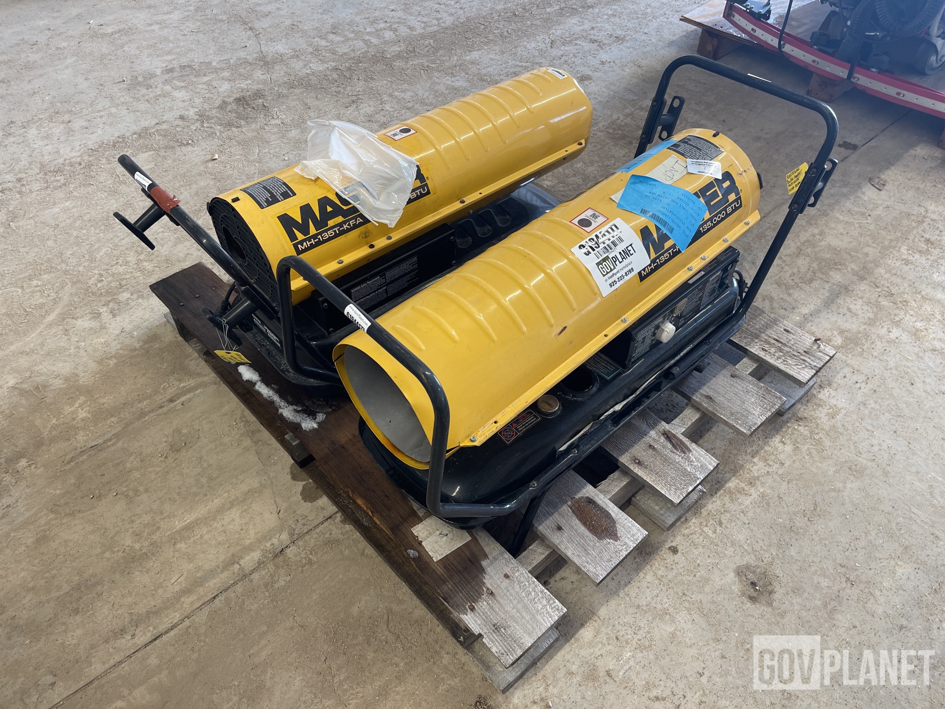 2) Master MH-135T-KFA Portable Space Heaters in Abilene, Kansas, United  States (IronPlanet Europe Item #8203409)