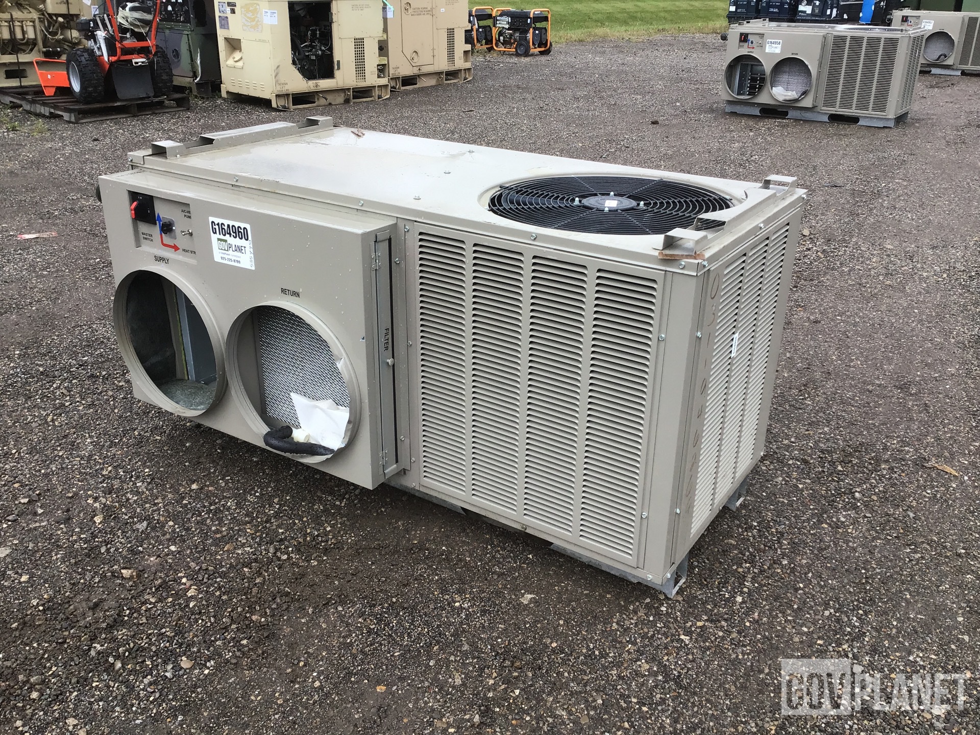 Surplus Goodman PHK030-M1 Packaged Heat Pump in South Vienna, Ohio, United  States (GovPlanet Item #8299949)