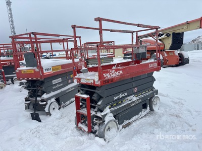 2015 Skyjack SJ III 3226 Electric Scissor Lift
