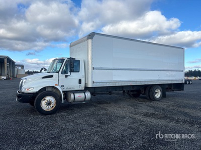 2019 International 4300 4x2 Van Truck