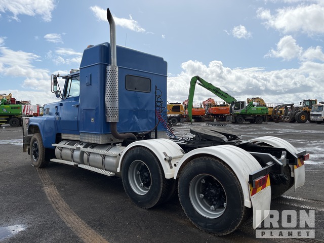 1987 Ford LTL9000 6x4 Sleeper Prime Mover in Geelong