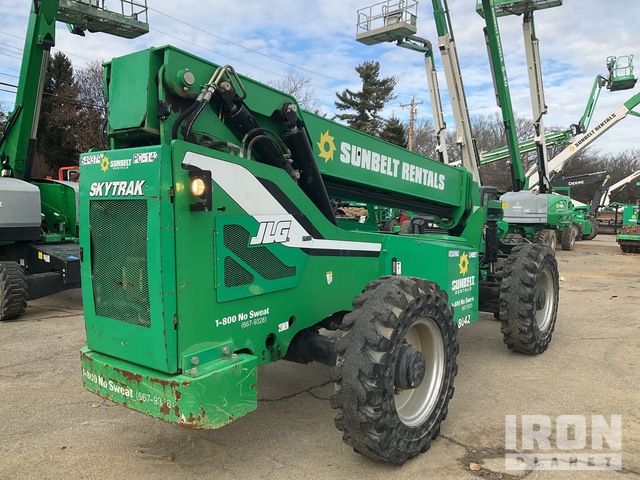 2013 SkyTrak 8042 Telehandler in Cincinnati, Ohio, United States ...
