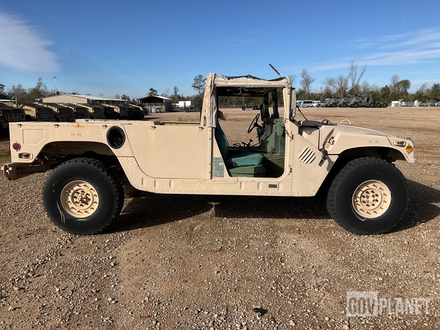 Surplus 1992 AM General M1097 HMMWV 2 Door Soft Top w/Truck Body