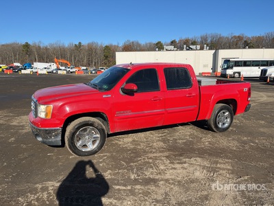 2011 GMC 1500 4x4 Crew Cab Pickup