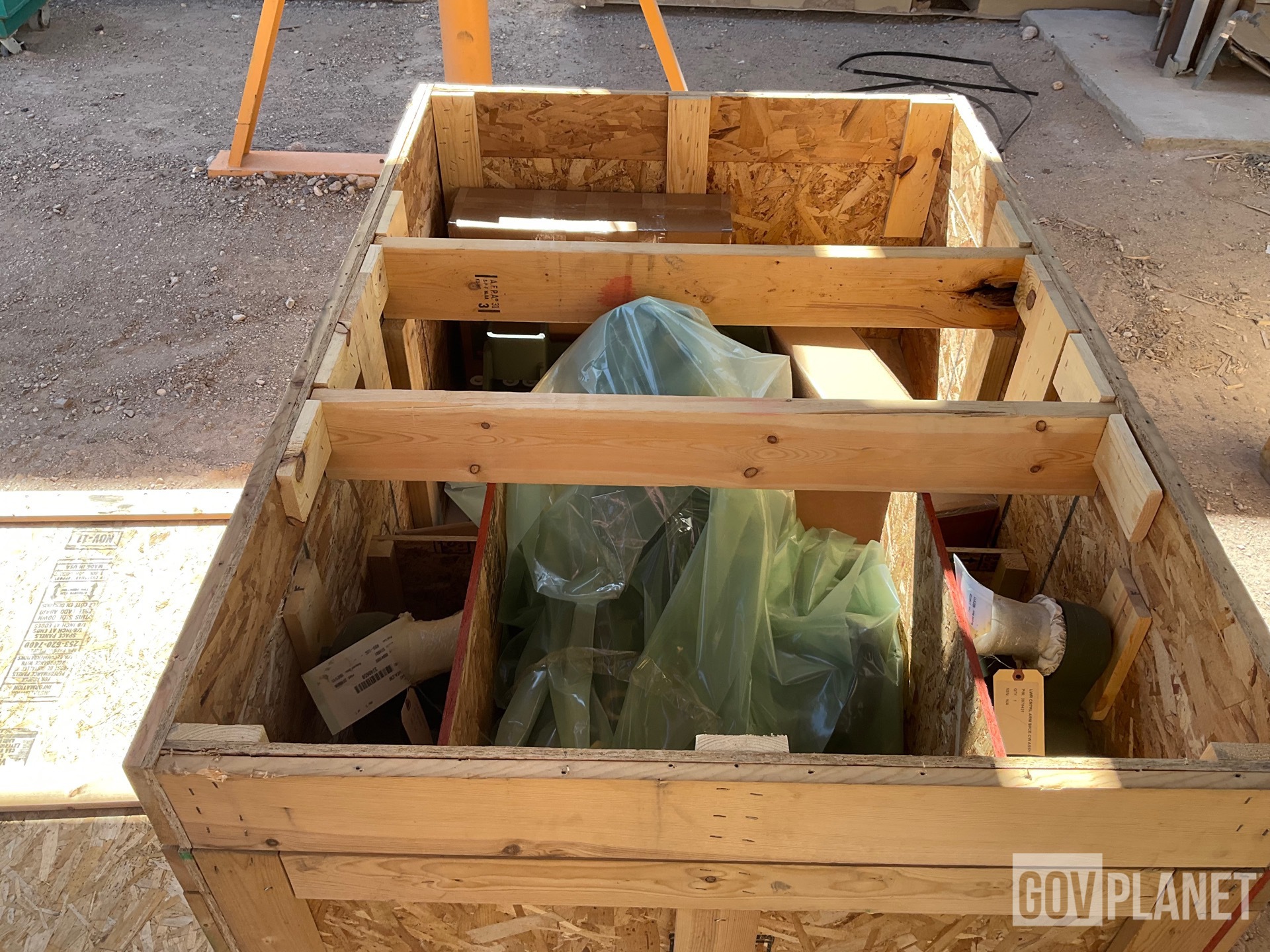 Surplus Oshkosh MTVR Axle Service Kit in Yermo, California, United  