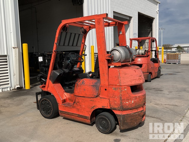 Toyota 7FGCU25 Cushion Tire Forklift in Orlando, Florida, United States