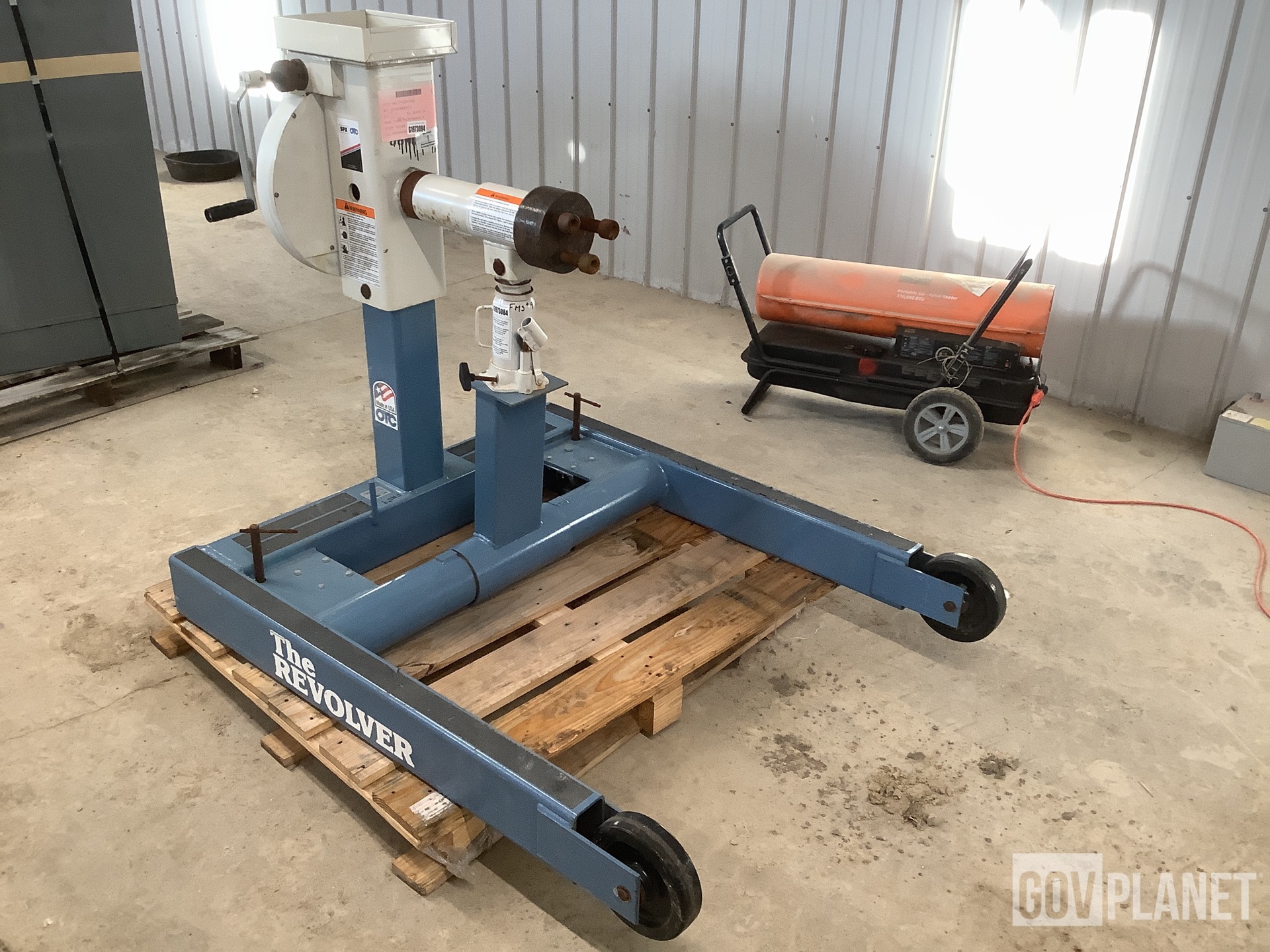surplus-spx-otc-1750-revolver-diesel-engine-stand-in-44-off