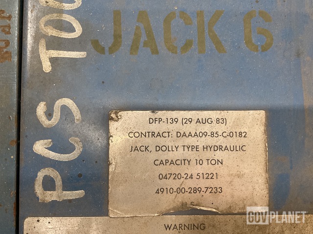 Surplus (2) Assorted Hydraulic Floor Jacks in North Las Vegas, Nevada ...