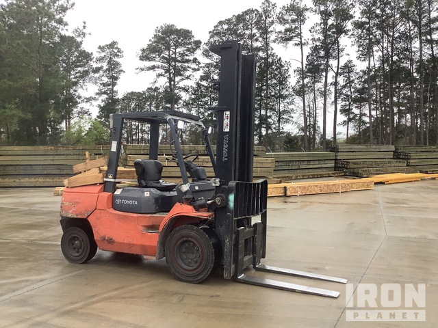 Toyota 7FDU45 9500 lb Pneumatic Tire Forklift in Wilmington, North ...
