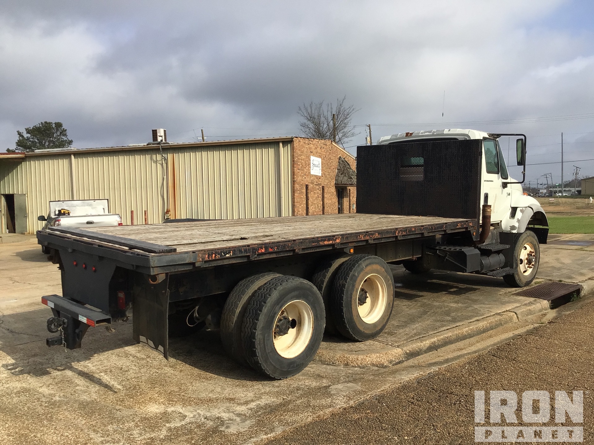 2004 International 7600 6x4 Flatbed Truck in Jackson, Mississippi