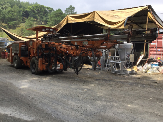 2000 Tamrock Minimatic 205-40 Drill Rig