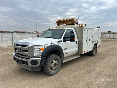 2014 Ford F-550 XLT 4x4 Service Truck