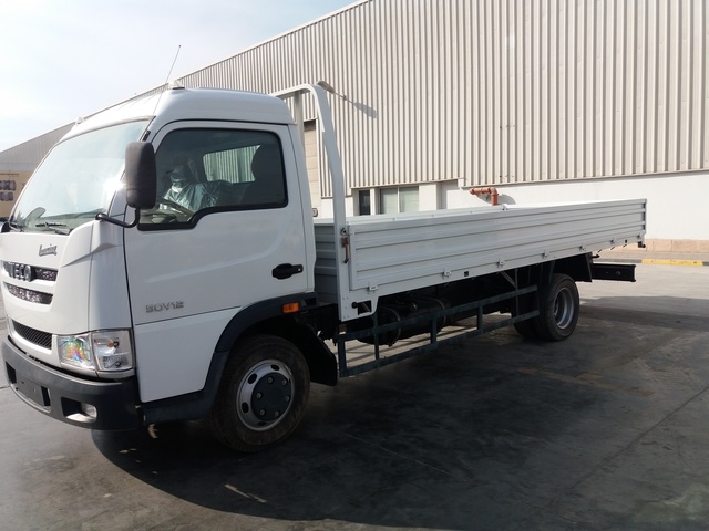 2013 Iveco Leoncino DL50Y12 4x2 Flatbed Truck