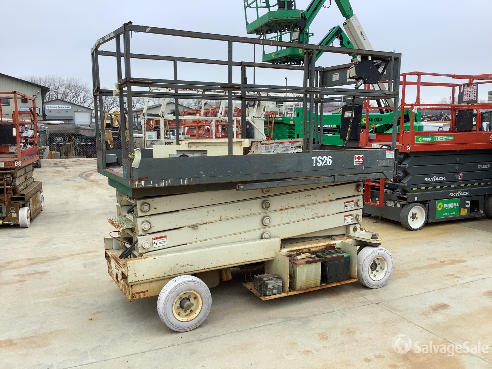 Terex TS26 Electric Scissor Lift in Joliet, Illinois, United
