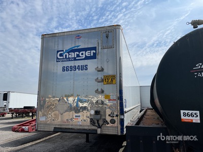 2017 Utility VS2DX 53 ft T/A Van Trailer