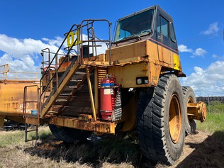 Off-Highway Water Trucks