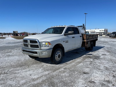 2014 Ram 3500HD SLT 4x4 Crew Cab Flatbed Truck