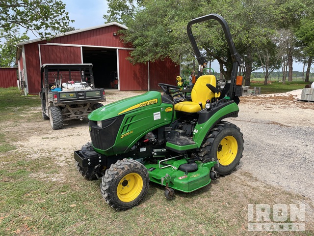 2018 John Deere 2025R 4WD Utility Tractor in Beaumont, Texas, United States  (IronPlanet Item #9402171)