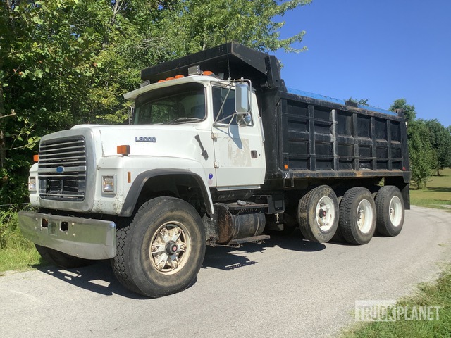 1996 Ford LT9000 8x6 Tri/A Dump Truck in Richmond, Kentucky