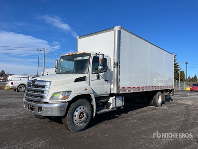 2012 Hino 358 4x2 شاحنة فان (Inoperable)
