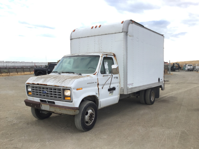1990 Ford E-350 Econoline Cargo Truck