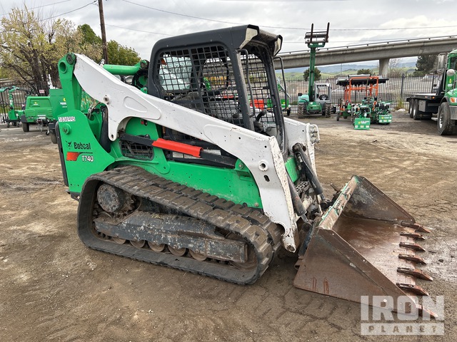 2017 Bobcat T740 Compact Track Loader