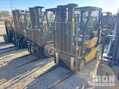 2007 Yale GLC040SVXNUSE082 3800 lb Cushion Tire Carrelli Elevatori (Inoperable)
