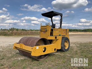 1993 Cat CS433B Smooth Drum Compactor in Greenville, North Carolina ...