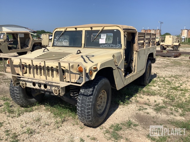 Surplus 2005 AM General M1097 HMMWV 2 Door Soft Top w/Truck Body 