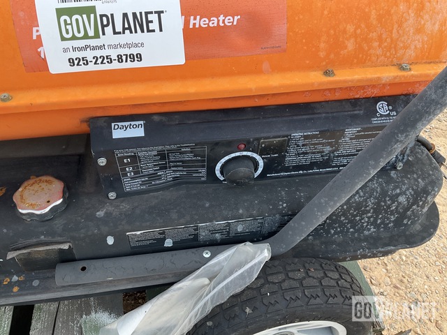 Surplus (1) Dayton 3VE52 u0026 (1) Dayton 3VE51 Space Heaters in Albany,  Georgia, United States (GovPlanet Item #9820727)