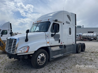 2013 Freightliner Cascadia 125 6x4 Tracteur routier couchette (Inoperable)