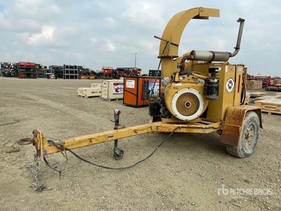 Morbark 290 Tow-Behind Wood Chipper (Inoperable)