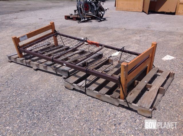 Surplus Adden Furniture RM80SHORT Bed Frame in Chambersburg ...