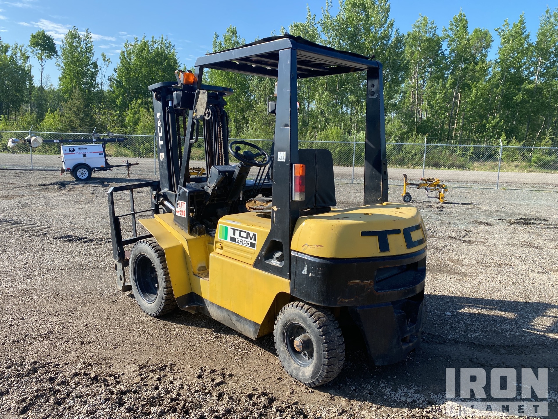 中古フォークリフト TCM FHD15T3