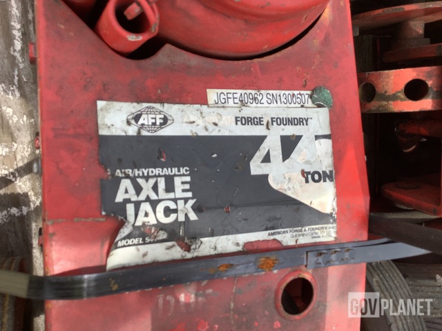 Surplus (5) Hydraulic Jacks in Fayetteville, North Carolina, United ...