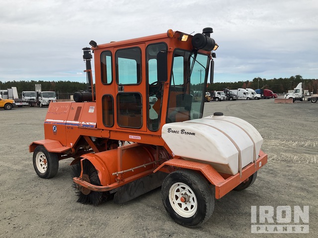 2015 Broce RJT350 Self-Propelled Broom in Butner, North Carolina ...