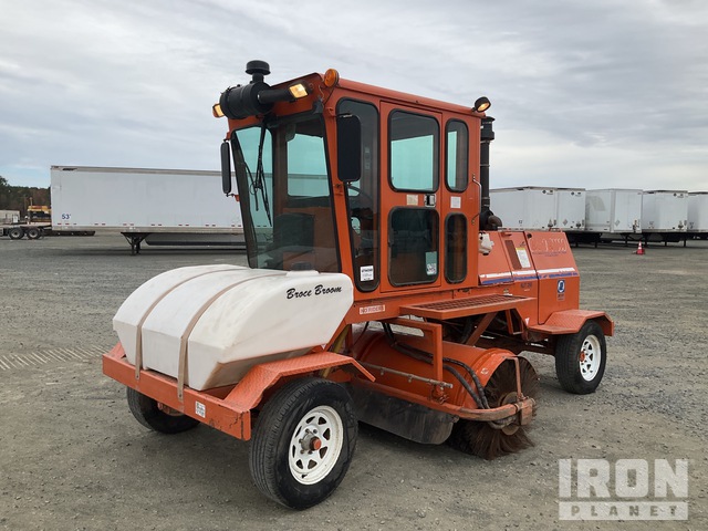 2015 Broce RJT350 Self-Propelled Broom in Butner, North Carolina ...