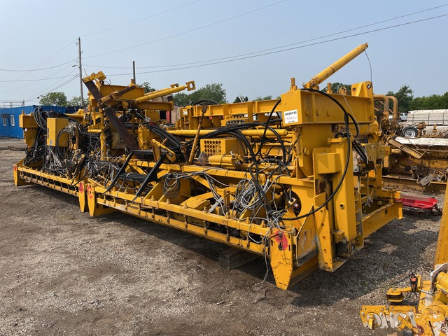 Gomaco IDBI Dowel Bar Inserter