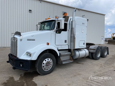 2000 Kenworth T800 6x4 T/A Sleeper Truck Tractor