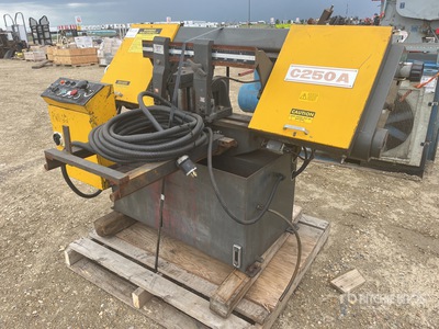 Hengstler C250A Band Saw